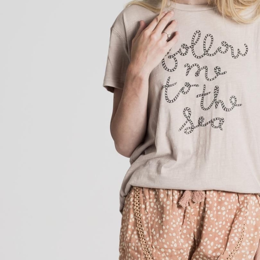 NWT Rylee + Cru Follow Me to the Sea Basic Tee